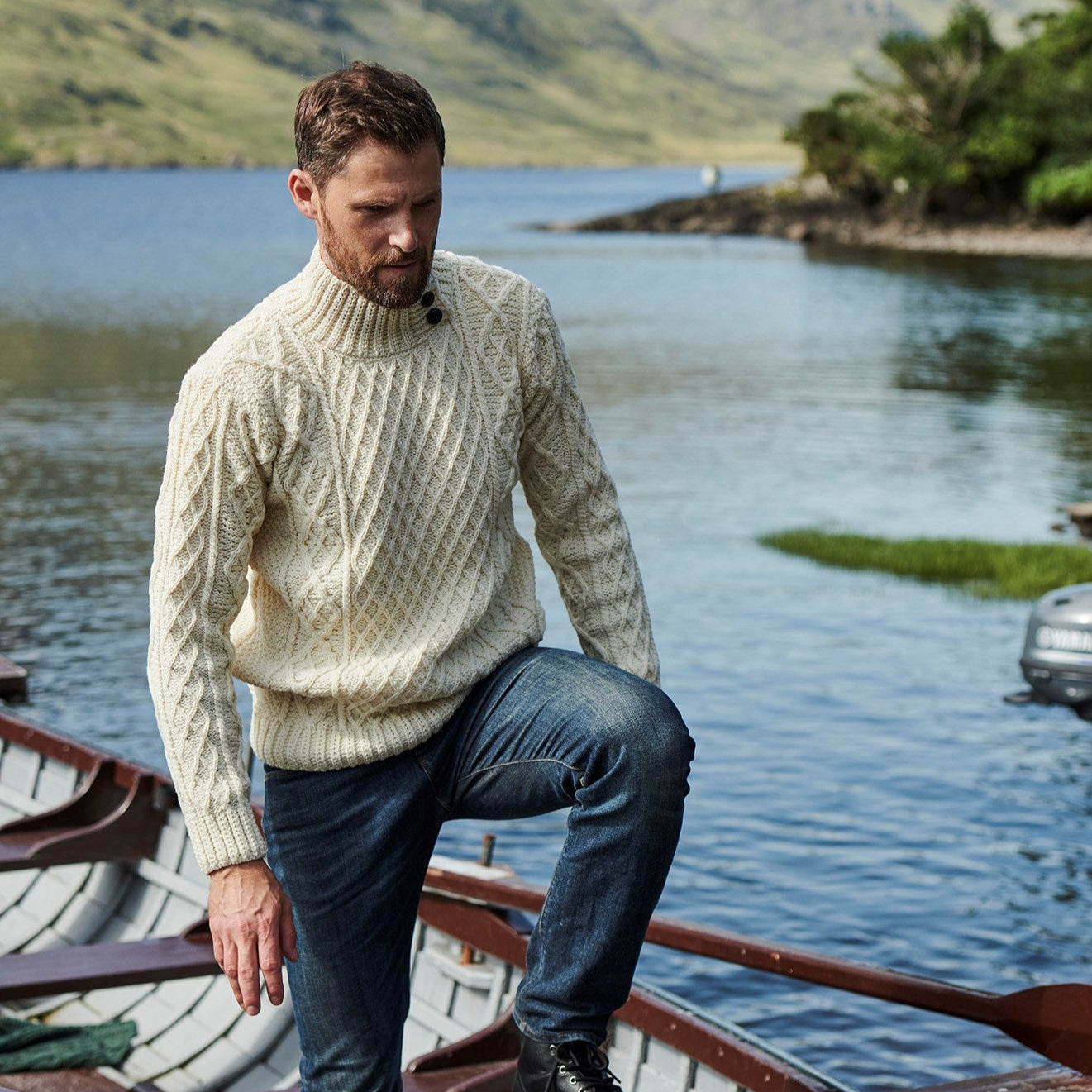 Moyne Mens Aran Sweater with Button Collar