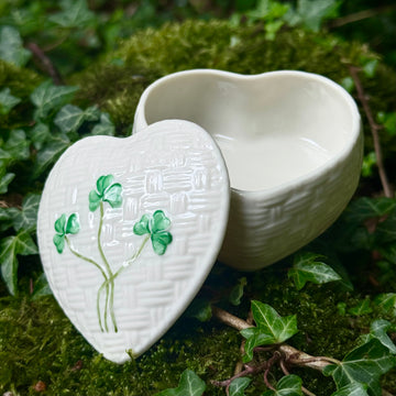 Belleek Kylemore Trinket Box