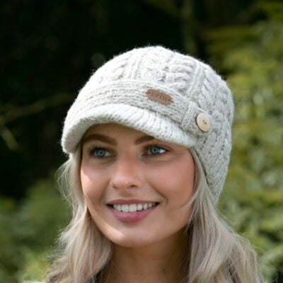 Aran Cable Peak Hat Oatmeal