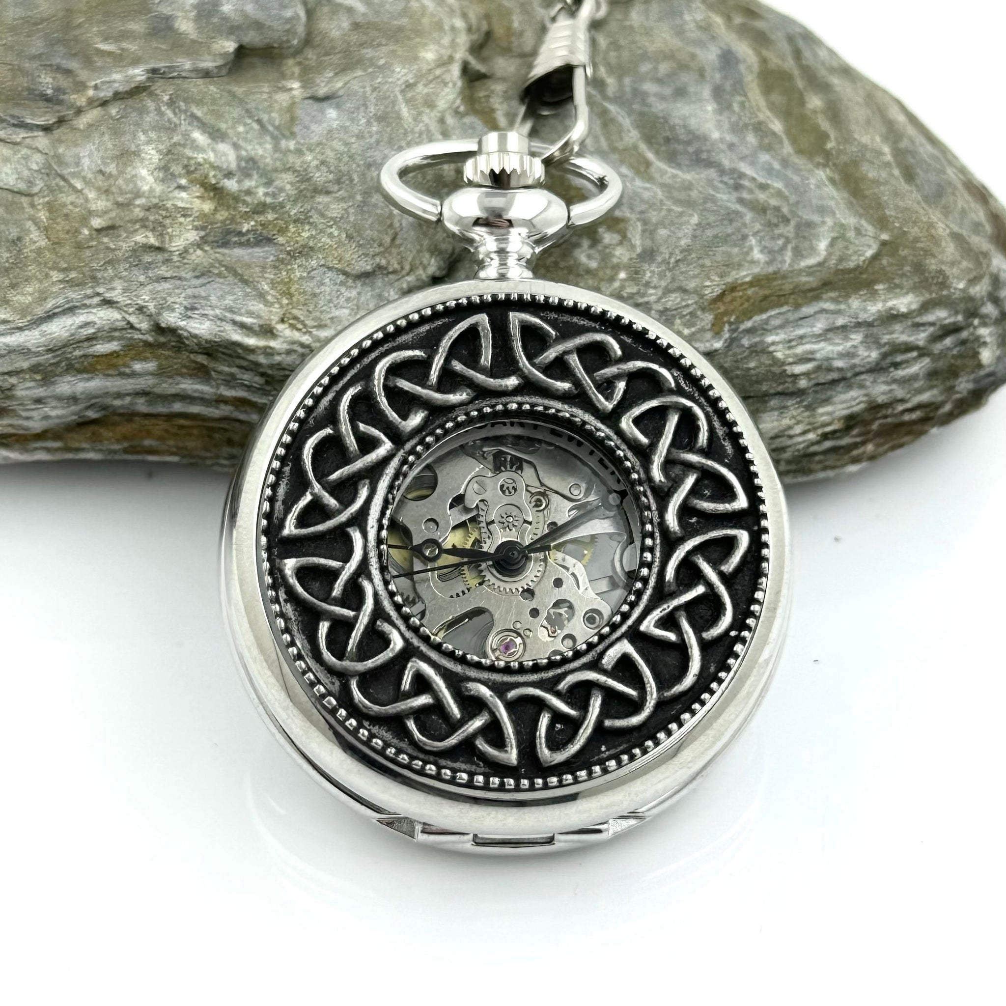 Mullingar Pewter Mechanical Pocket Watch Trinity Knot Border