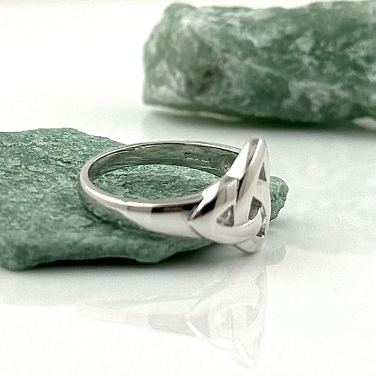 Sterling Silver Trinity Knot Ring