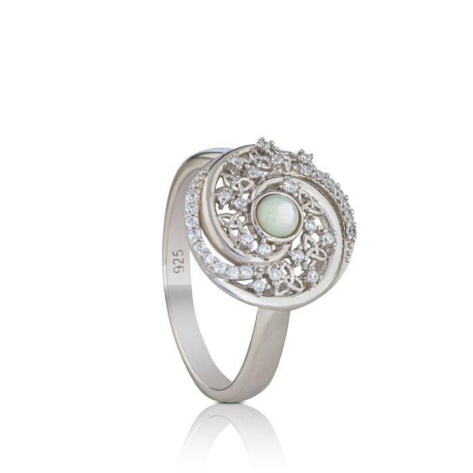 Boru Arian Trinity Swirls with Mother of Pearl Ring