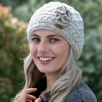 Oatmeal Wool Hat With Aran Trellis